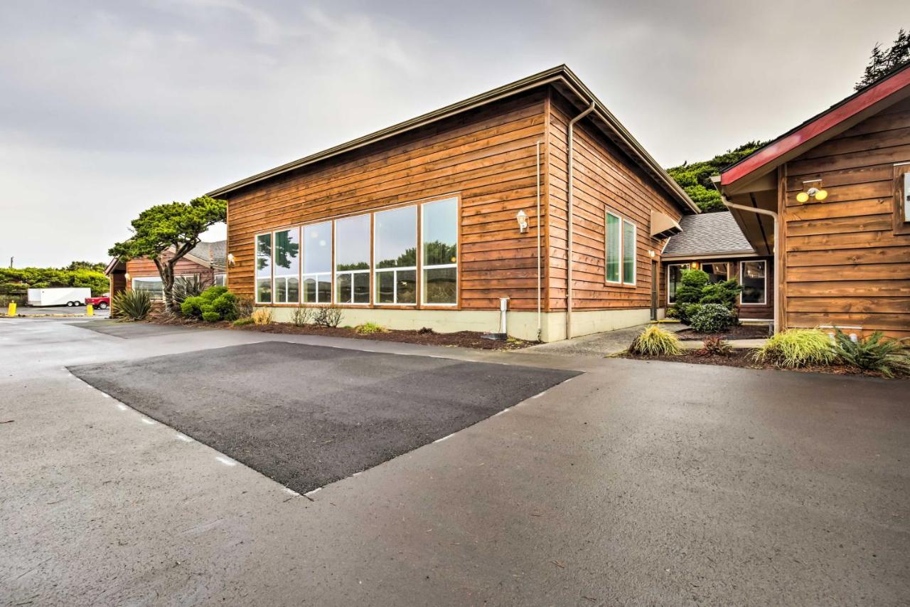 Comfortable Lincoln City Condo With Patio And Views! Екстериор снимка
